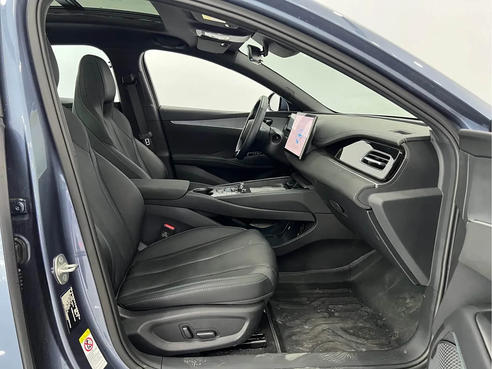 Thumbnail - BYD Seal 06 2025 DM-i Intelligent Drive 120KM Premium Shenzhen 2025-02 8k km used car photo 11