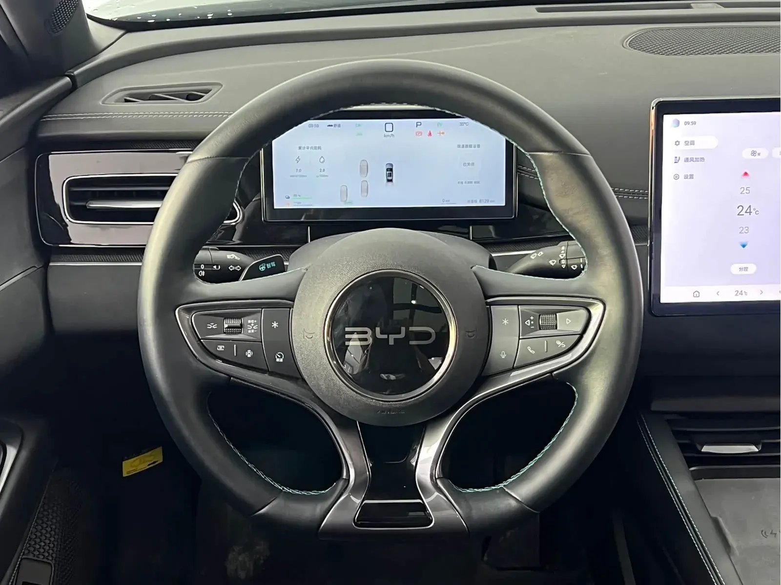 Thumbnail - BYD Seal 06 2025 DM-i Intelligent Drive 120KM Premium Shenzhen 2025-02 8k km used car photo 17