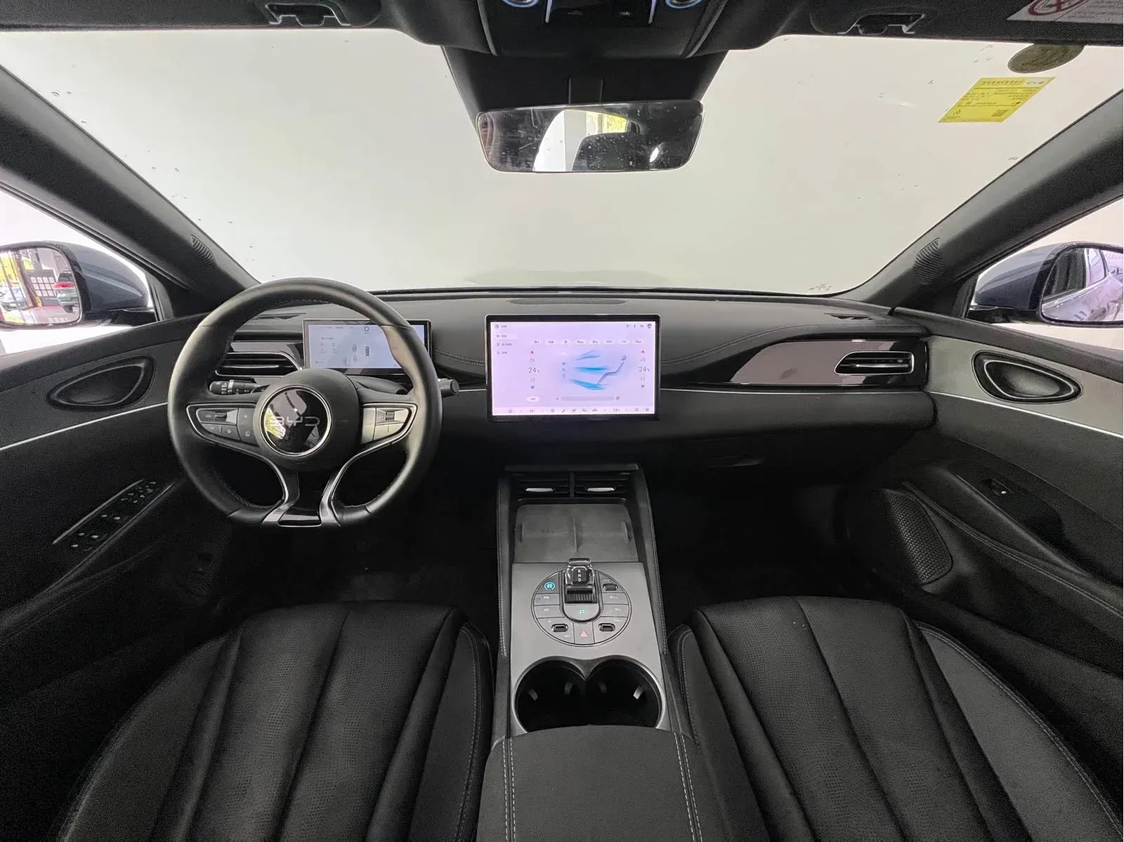Thumbnail - BYD Seal 06 2025 DM-i Intelligent Drive 120KM Premium Shenzhen 2025-02 8k km used car photo 20
