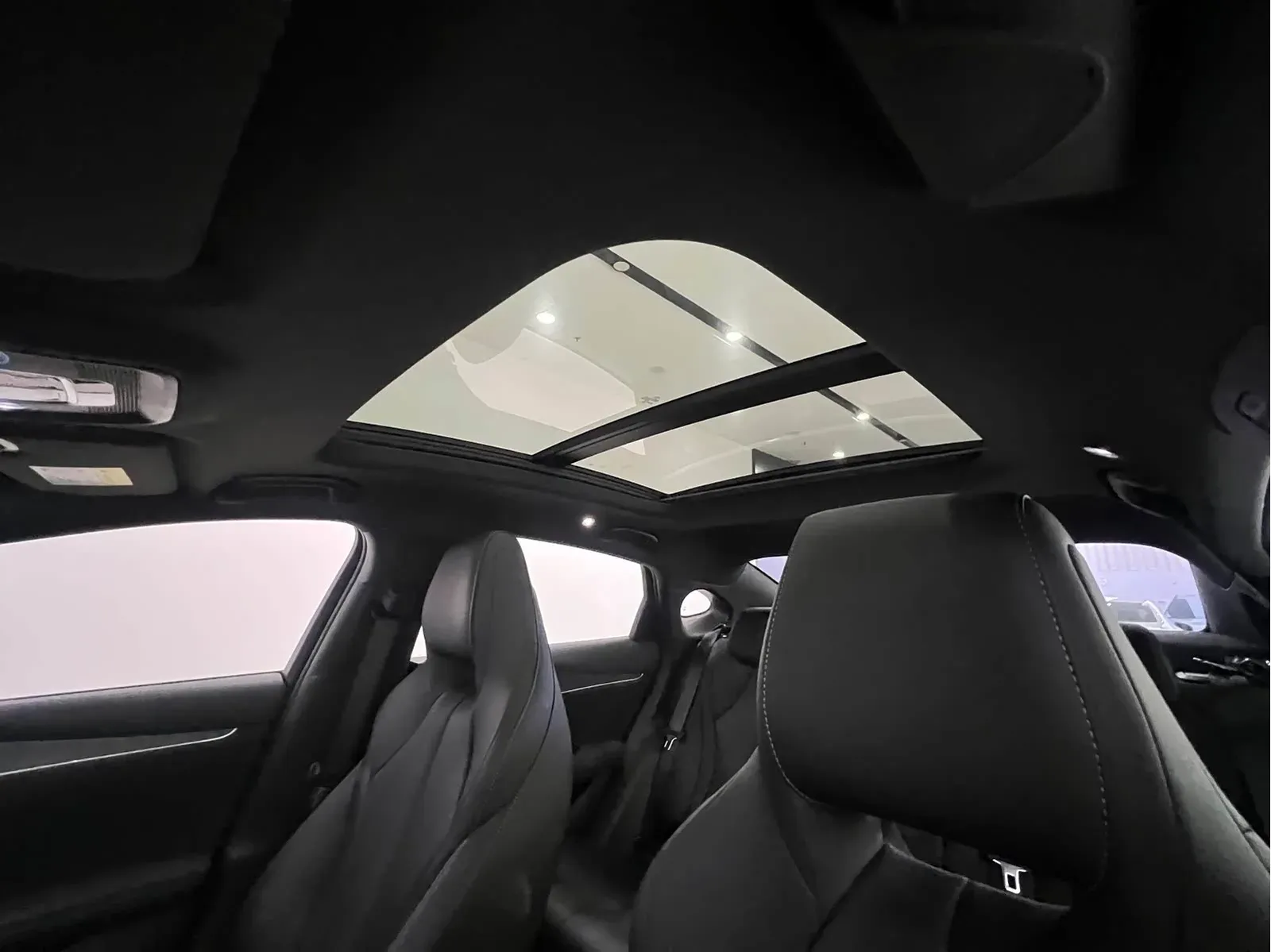 Thumbnail - BYD Seal 06 2025 DM-i Intelligent Drive 120KM Premium Shenzhen 2025-03 1k km used car photo 1