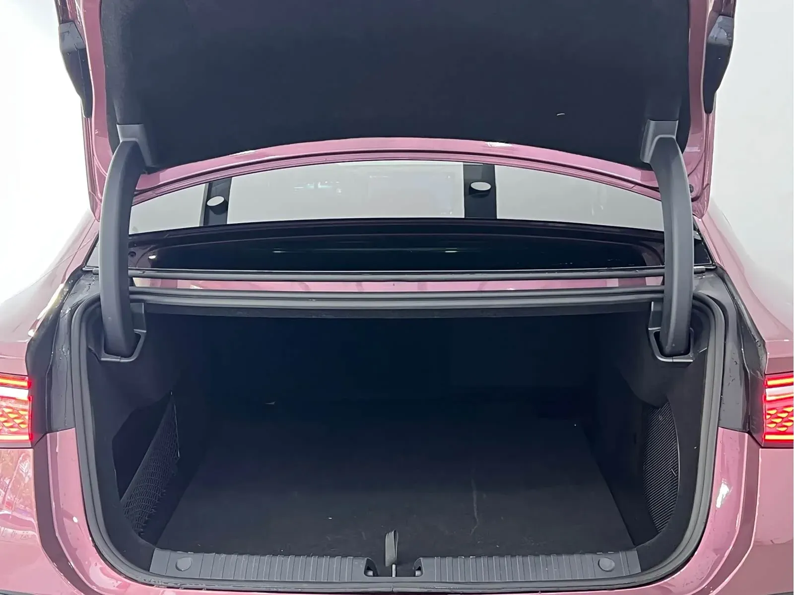 Thumbnail - BYD Seal 07 DM-i 2025 DM-i 1.5T 125KM Flagship Shenzhen 2024-11 21k km used car photo 9