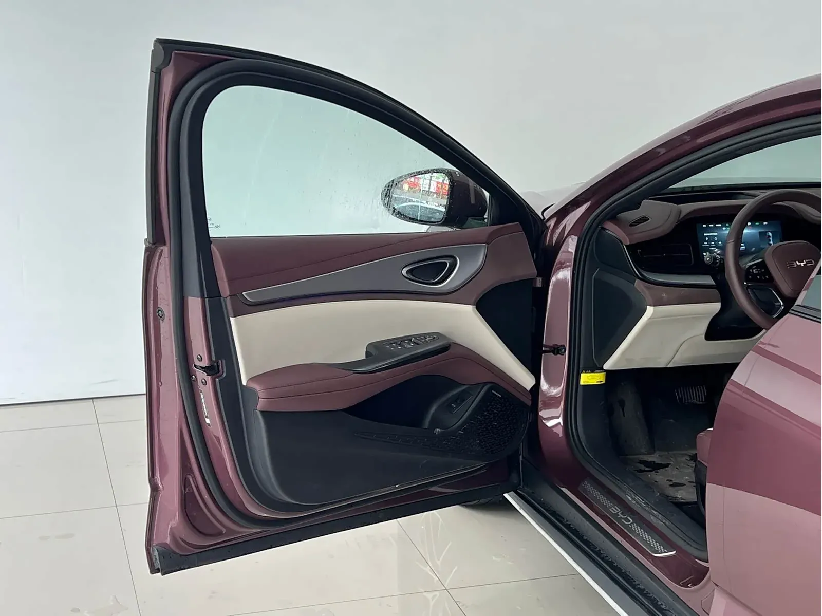 Thumbnail - BYD Seal 07 DM-i 2025 DM-i 1.5T 125KM Flagship Shenzhen 2024-11 21k km used car photo 15