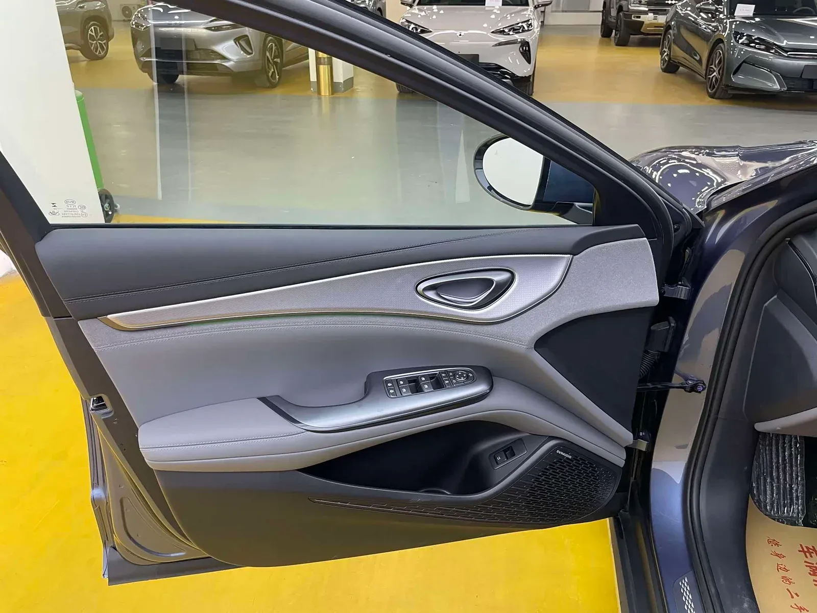Thumbnail - BYD Seal 07 DM-i 2025 Intelligent Drive DM-i 1.5L 125KM Premium Hefei 2025-03 4k km used car photo 4