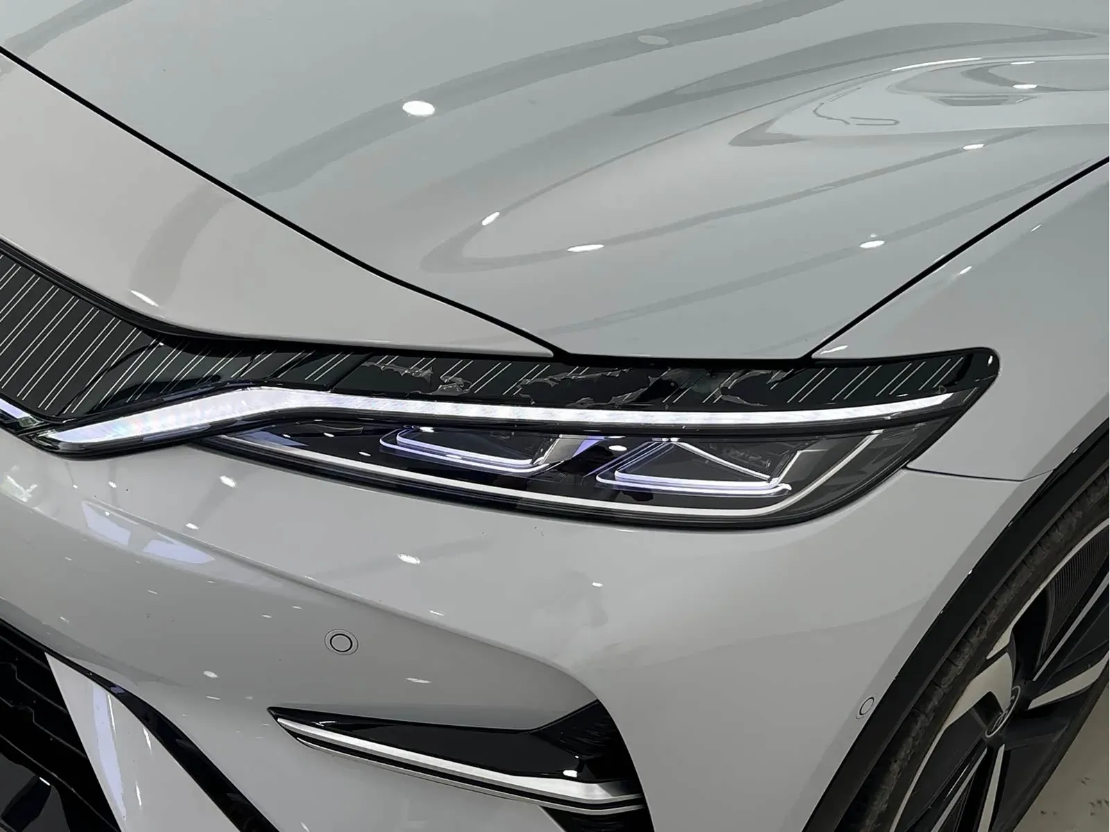 Thumbnail - BYD Song L EV 2025 Intelligent Drive 662KM LiDAR Shenzhen 2025-03 23k km used car photo 4