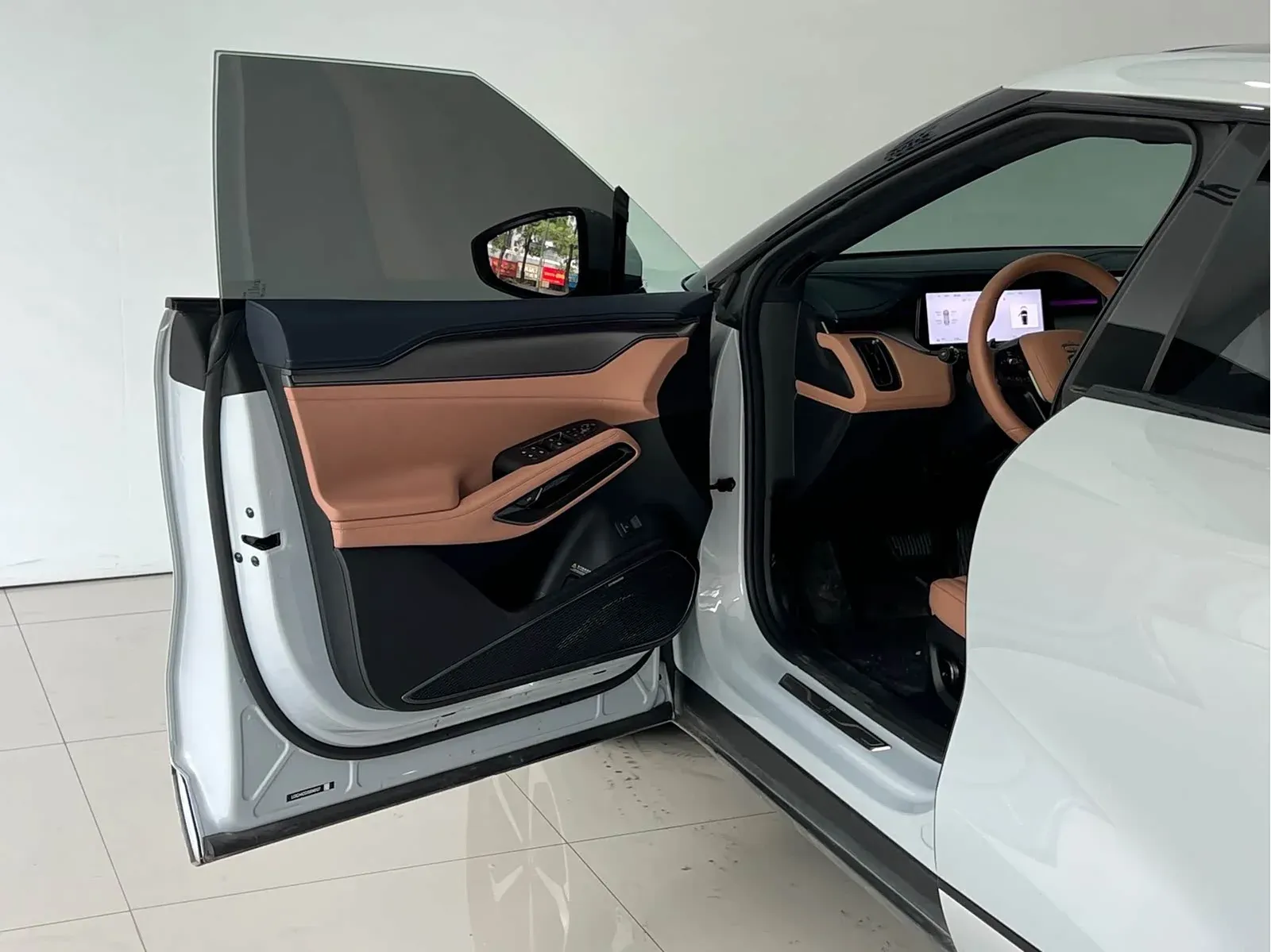 Thumbnail - BYD Song L EV 2025 Intelligent Drive 662KM LiDAR Shenzhen 2025-03 23k km used car photo 15