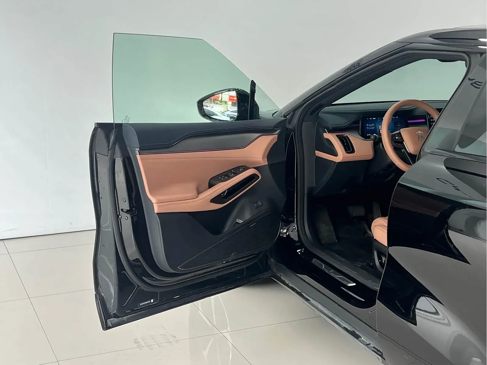 Thumbnail - BYD Song L EV 2025 Intelligent Drive 662KM LiDAR Shenzhen 2025-04 18k km used car photo 15