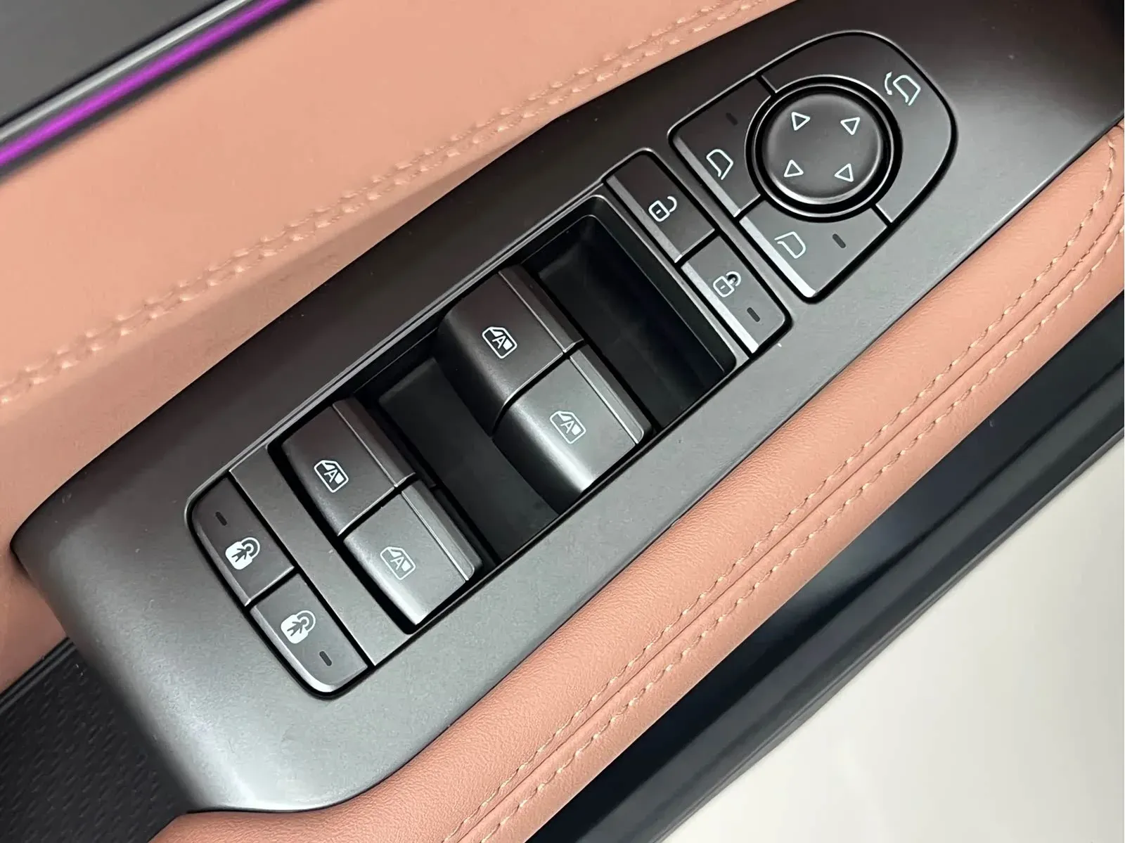 Thumbnail - BYD Song L EV 2025 Intelligent Drive 662KM LiDAR Shenzhen 2025-04 18k km used car photo 17