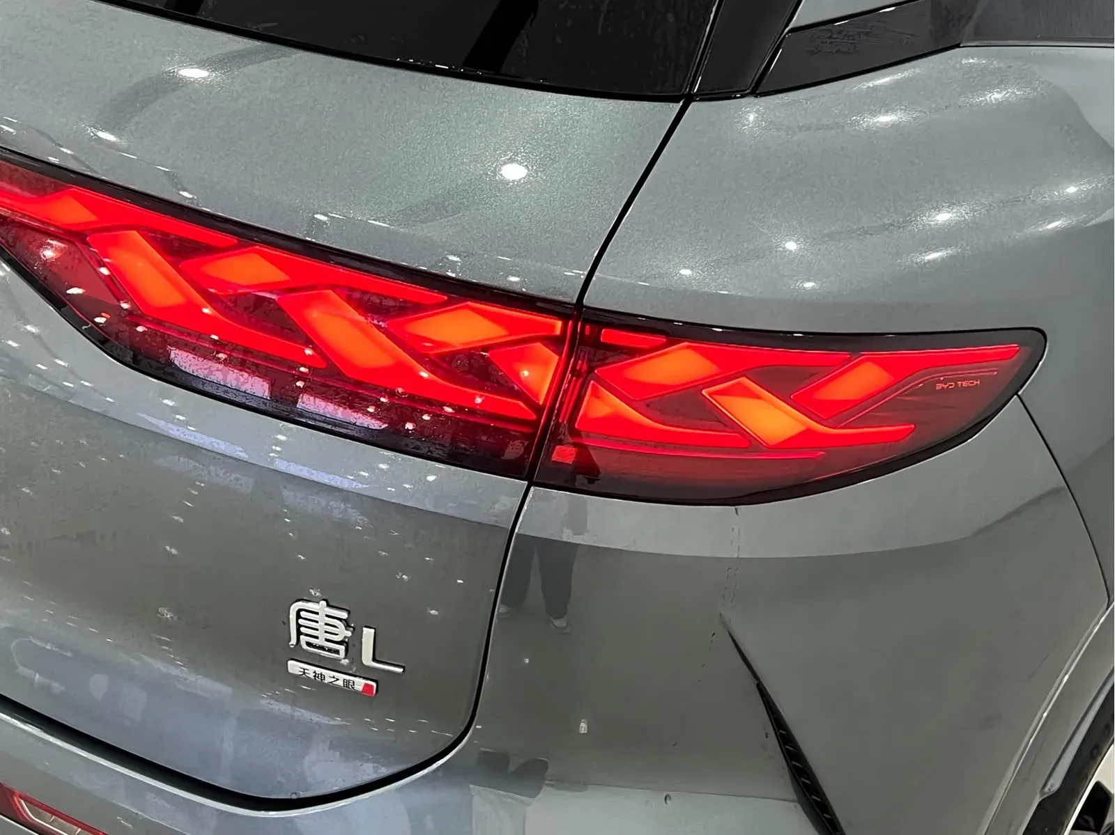 Thumbnail - BYD Tang L 2025 DM 175KM drone Player Shenzhen 2025-04 5k km used car photo 7
