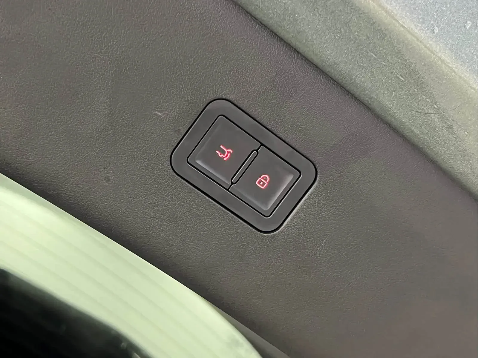 Thumbnail - BYD Tang L 2025 DM 175KM drone Player Shenzhen 2025-04 5k km used car photo 8