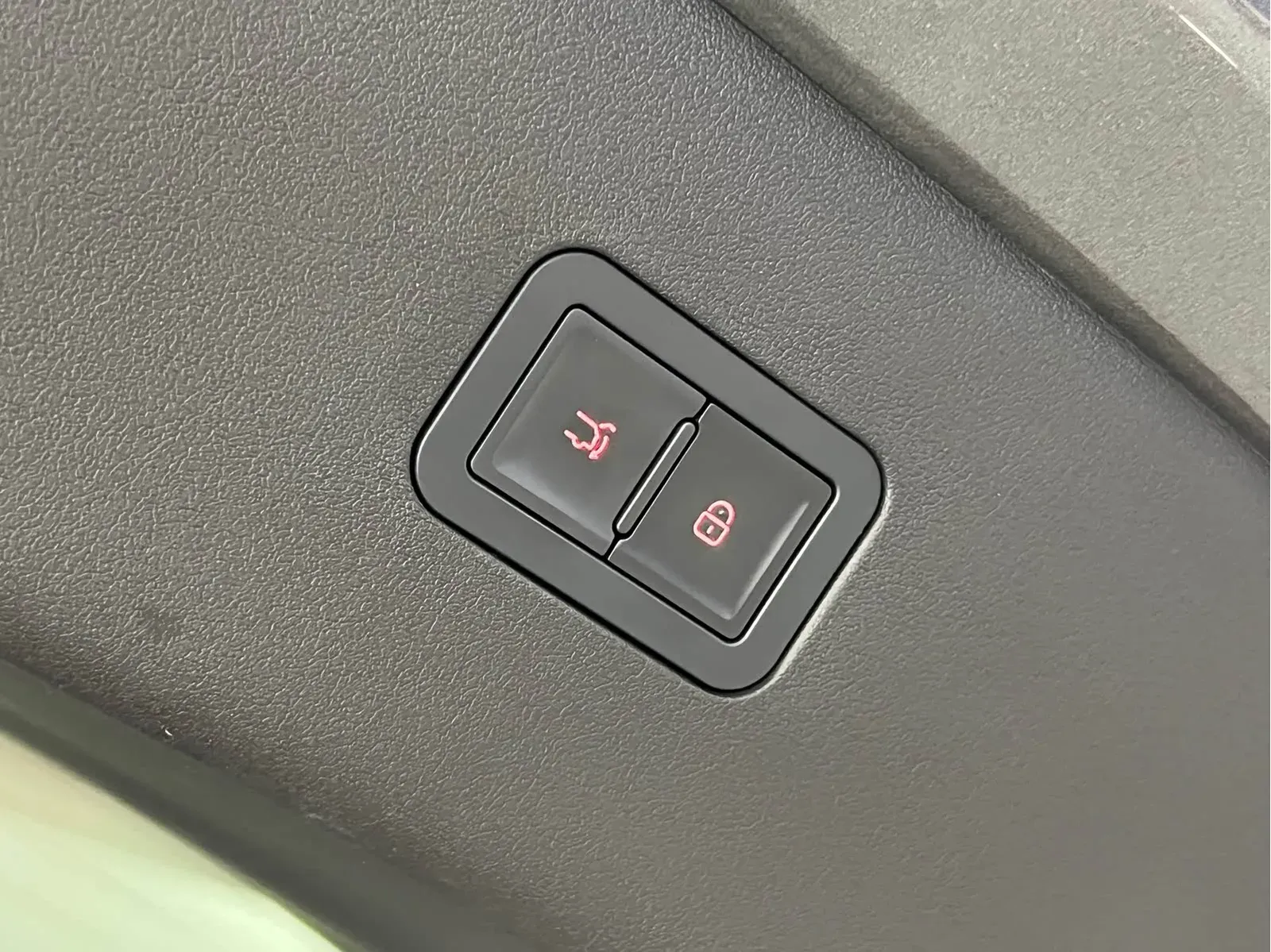 Thumbnail - BYD Tang L 2025 EV 600KM AWD LiDAR Flagship Shenzhen 2025-06 3k km used car photo 8