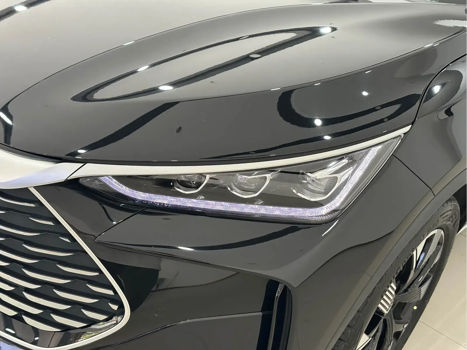 Thumbnail - BYD Tang New Energy 2024 DM-i Glory Edition 112KM Flagship Shenzhen 2024-04 18k km used car photo 4