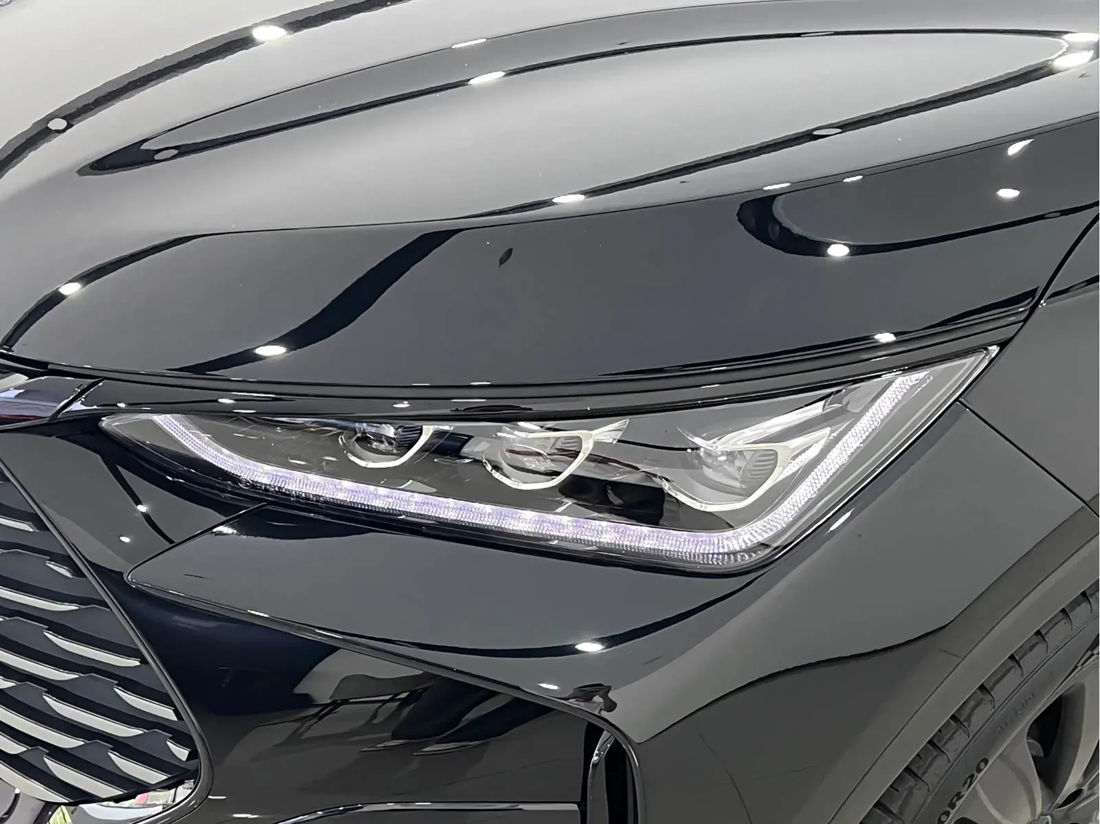 Thumbnail - BYD Tang New Energy 2025 Intelligent Drive DM-i 175KM Premium Shenzhen 2025-10 4k km used car photo 4