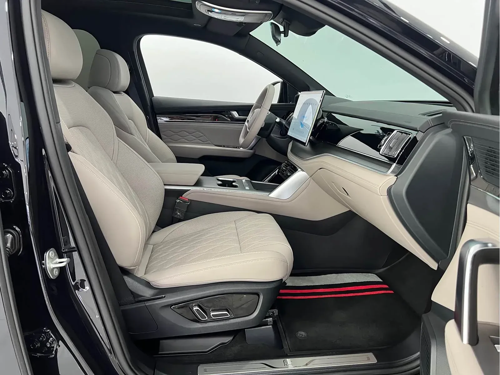 Thumbnail - BYD Tang New Energy 2025 Intelligent Drive DM-i 175KM Premium Shenzhen 2025-10 4k km used car photo 12