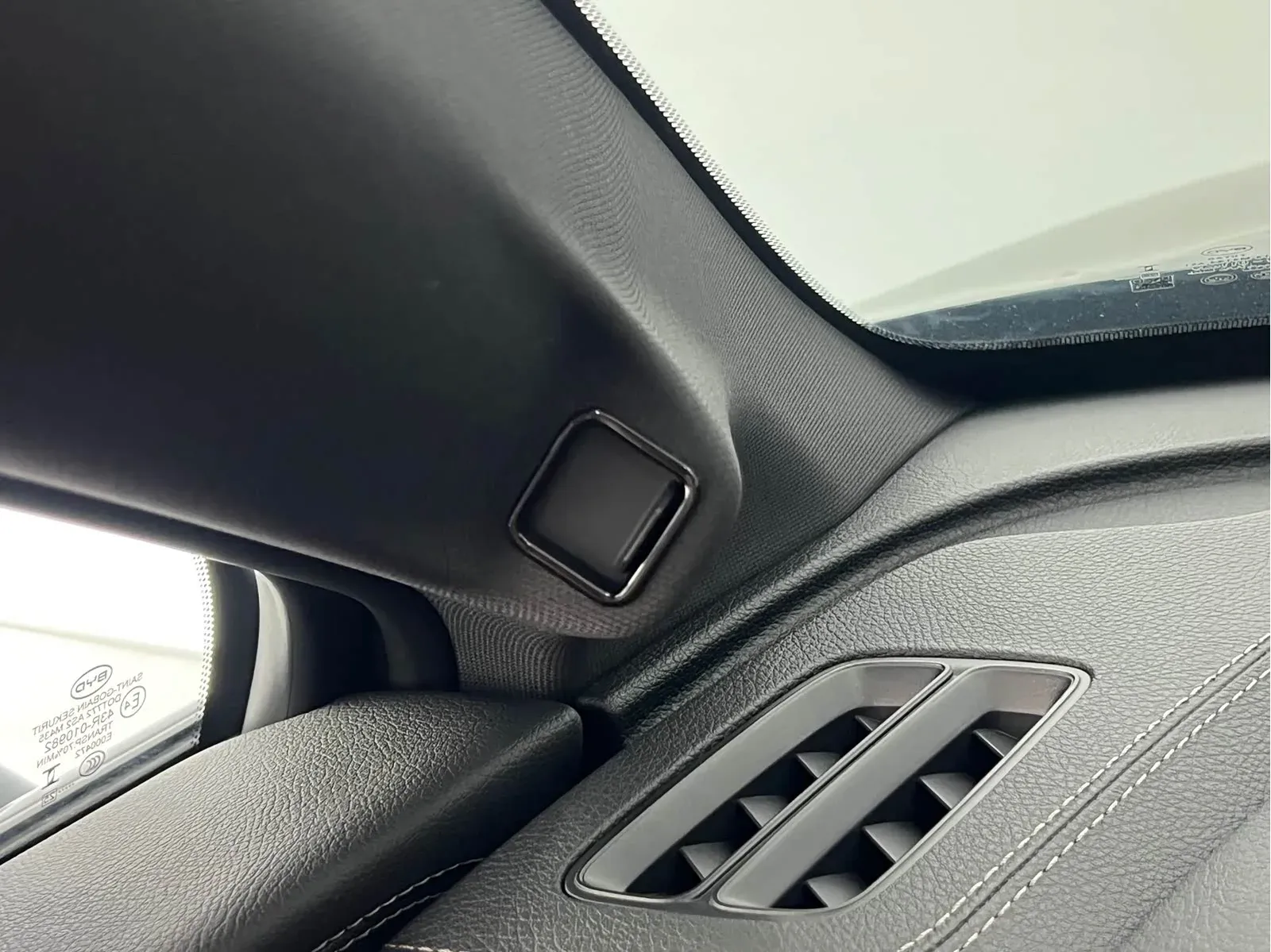 Thumbnail - BYD Tang New Energy 2025 Intelligent Drive DM-i 175KM Premium Shenzhen 2025-10 4k km used car photo 16
