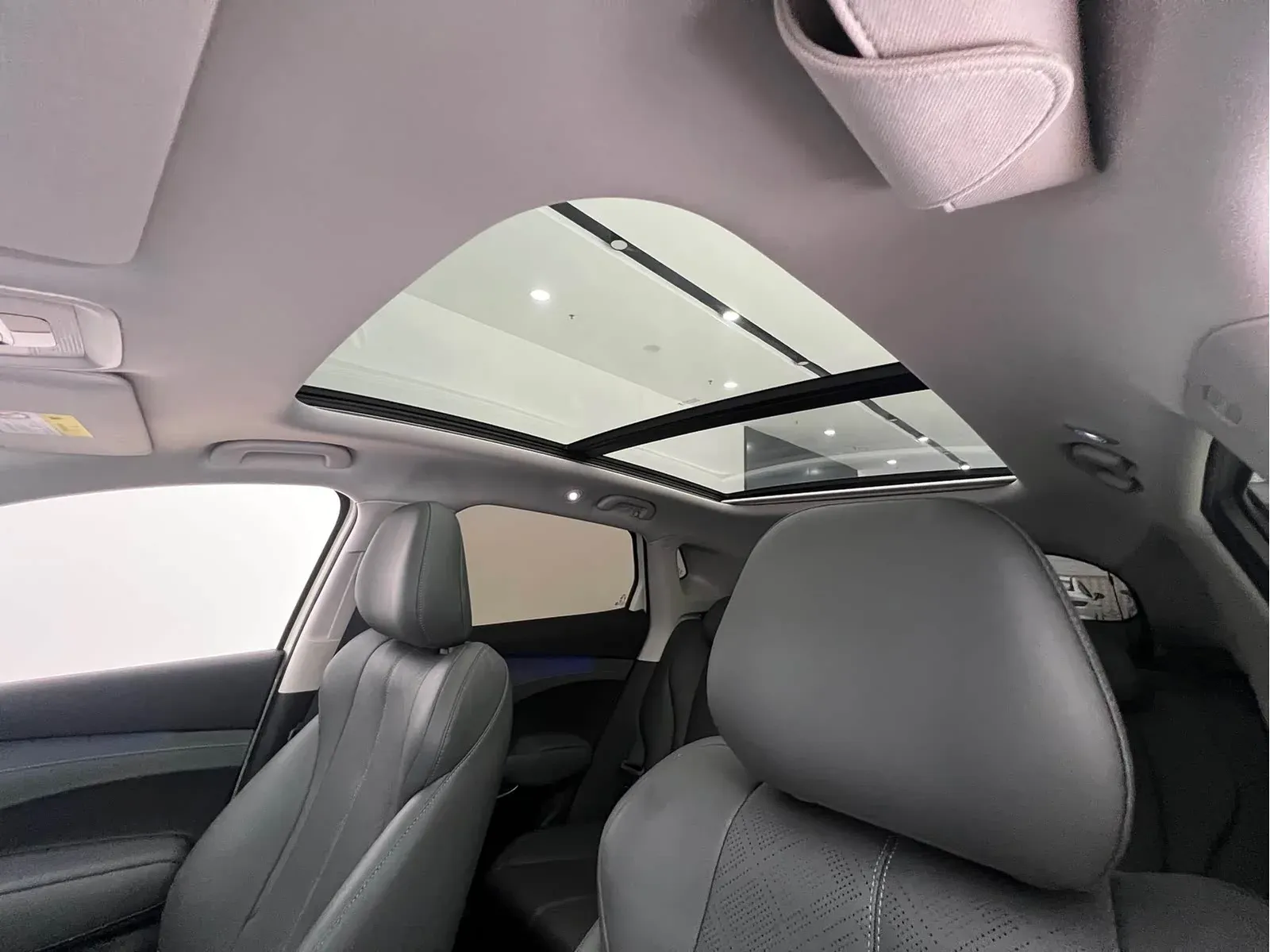 Thumbnail - BYD Yuan Plus 2025 Intelligent Drive 510KM Beyond Shenzhen 2025-07 17k km used car photo 1