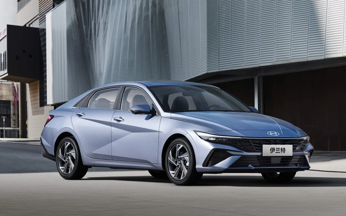HYUNDAI Elantra: особенности модели, 2