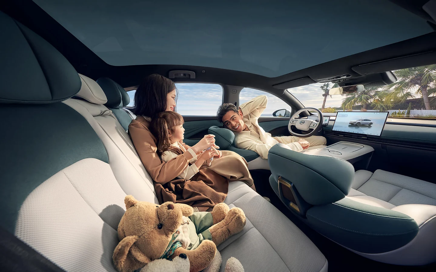 NISSAN N7: особенности модели, 3