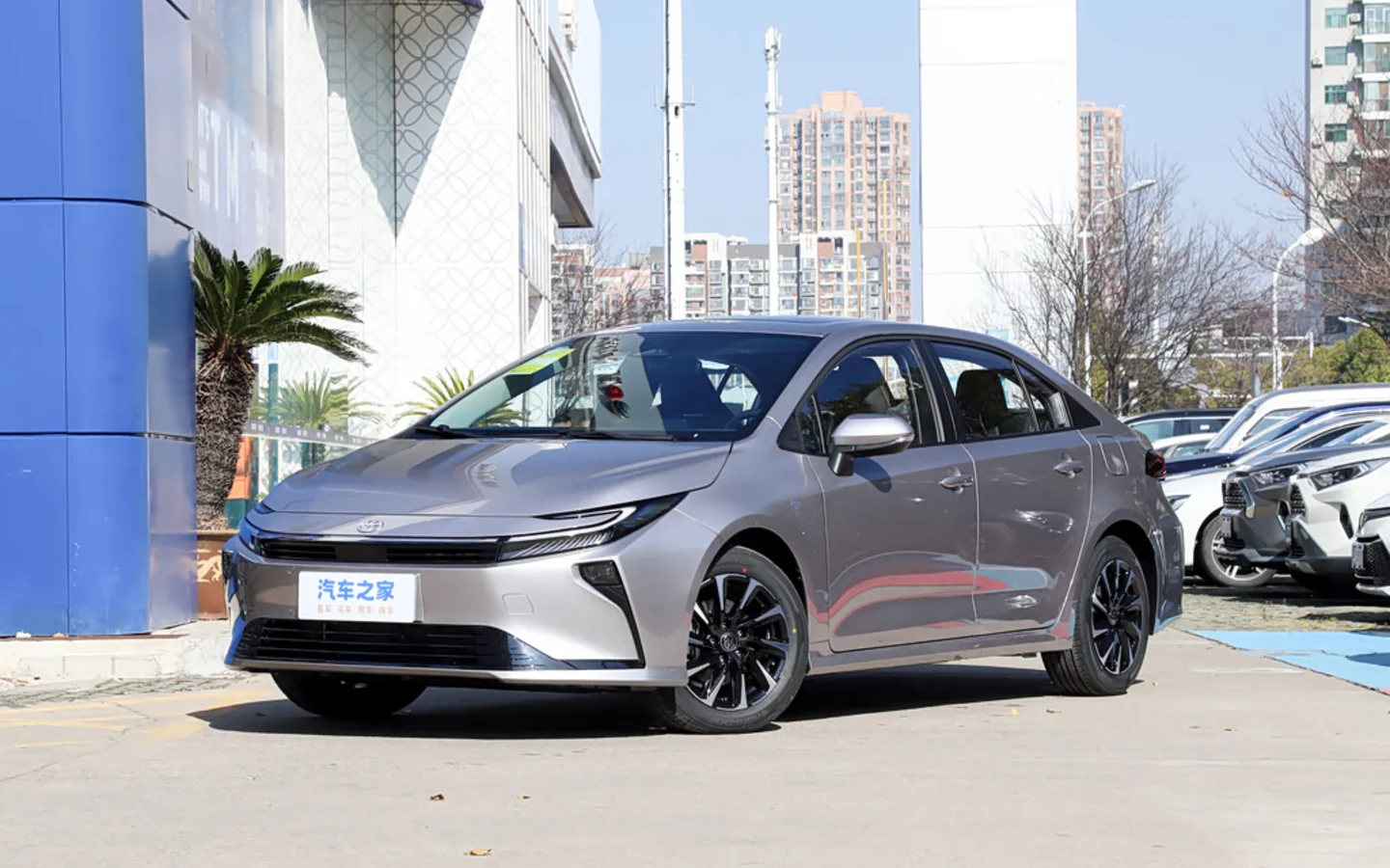 TOYOTA Corolla: особенности модели, 3
