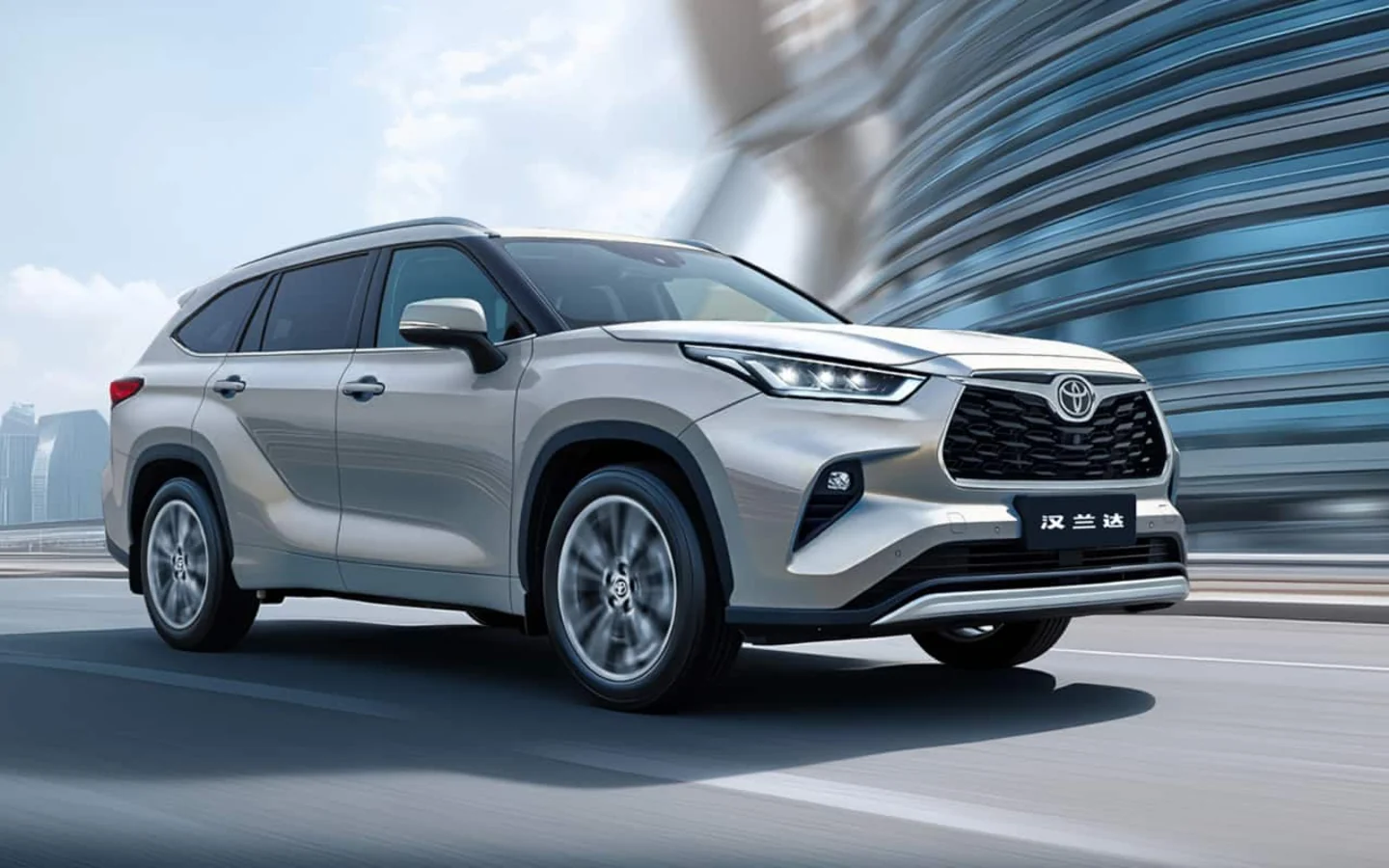 TOYOTA Highlander: особенности модели, 3
