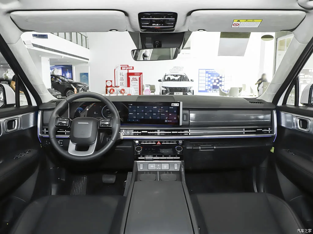 Интерьер HYUNDAI Santa Fe: Обсидиановый черный